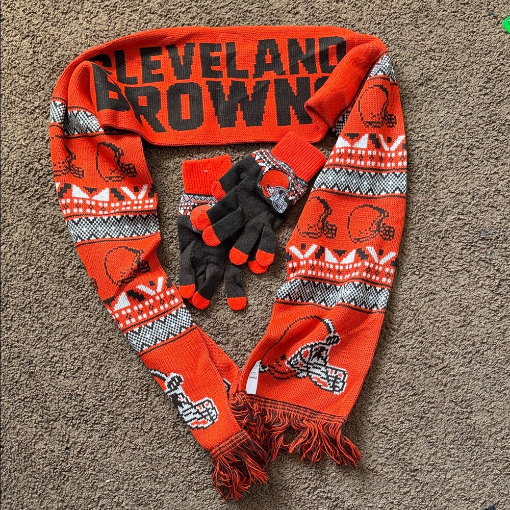 Cleveland Browns Knit Scarf & Glove Set - Orange